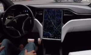 Former Tesla engineers claim that the image of the Autopilot 2.0 capability is a montage
