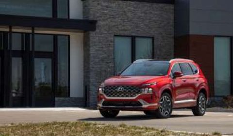 2021 Hyundai Santa Fe 2.5T Pushes Toward Luxury