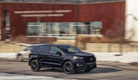 Tested: 2021 Ford Edge ST-Line Pretends to Be Athletic