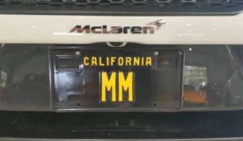 This is the most expensive license plate currently on sale and costs $ 20 million