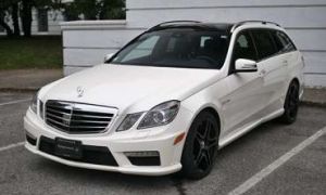 Mercedes-Benz E 63 AMG Wagon 550-Horsepower Could Be The One For You (photo + video)