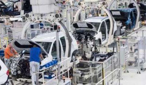 Volkswagen suspend production
