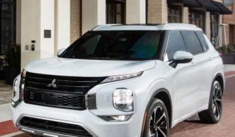 This is the new Mitsubishi Outlander - and this time it looks really new