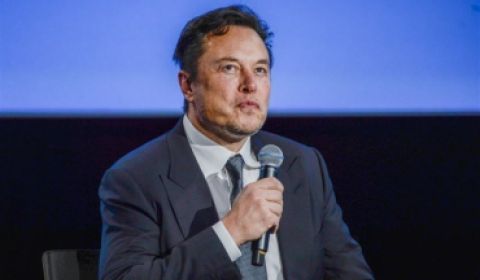 Musk: Ban the Chinese or destroy most car companies