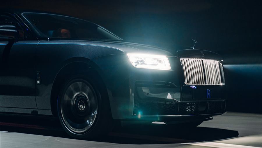 New Rolls-Royce Black Badge Ghost 2021 review