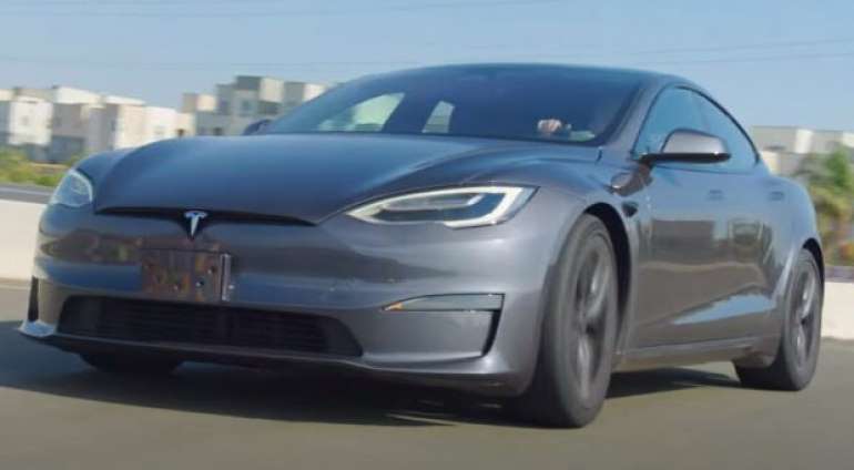 Edmunds: "Tesla Model S Plaid is a waste of money"