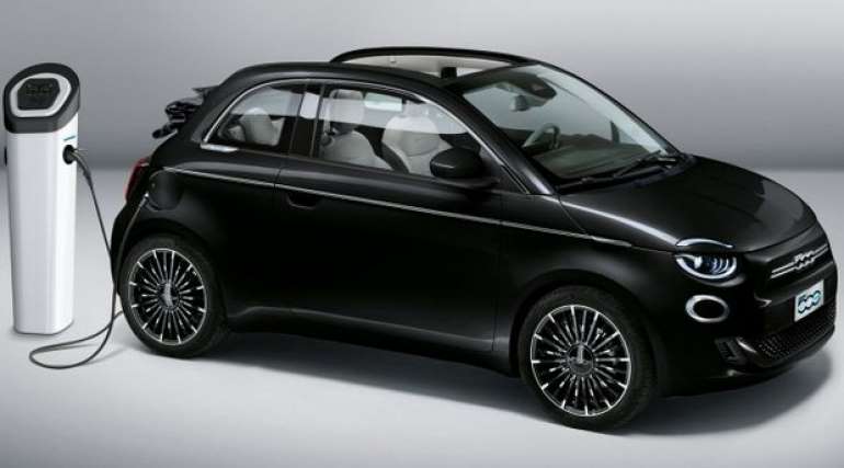 Fiat 500 &quot;La Prima by Bocelli&quot;