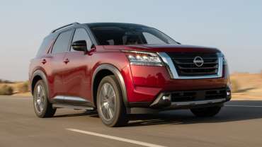 2022 Nissan Pathfinder FWD SUV First Test: Lighter, But Is It Better?